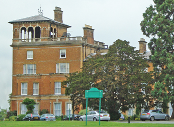 Oatlands Park Hotel